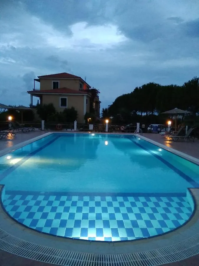 Apartment Vitoratos Studios Lixouri
